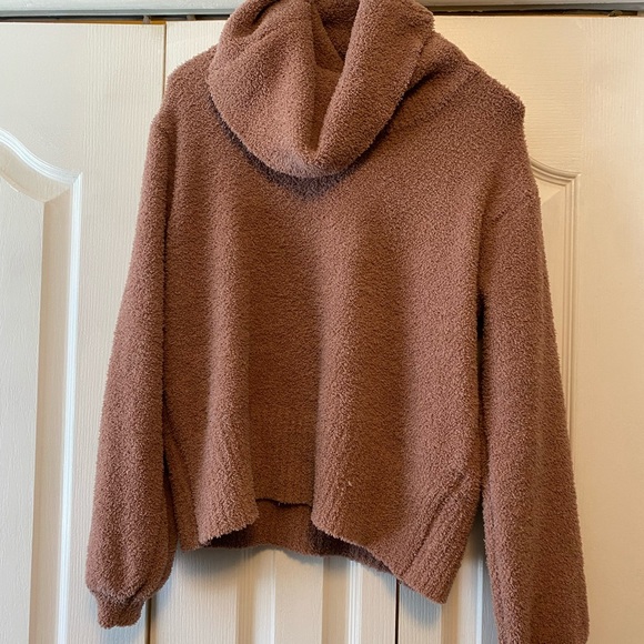 various items - Picture 6 of 16